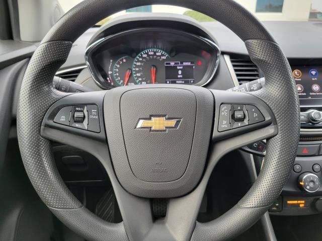 Used 2020 Chevrolet Trax LT FWD image 12