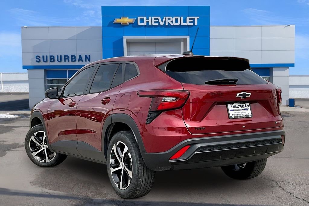 Used 2024 Chevrolet Trax RS FWD image 11