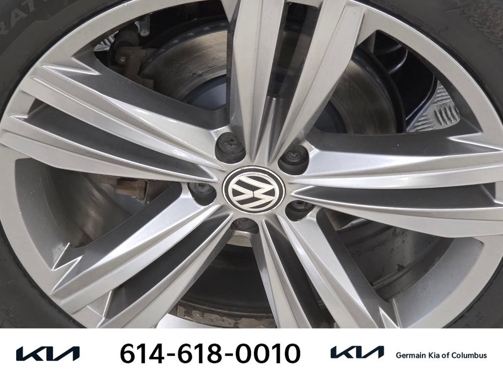 Used 2018 Volkswagen Atlas SEL AWD/4WD image 13