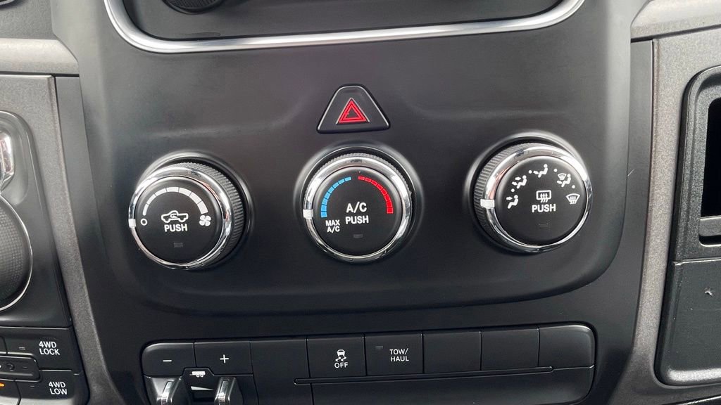 Used 2022 RAM 1500 Tradesman w/ Chrome Appearance Group AWD/4WD image 47