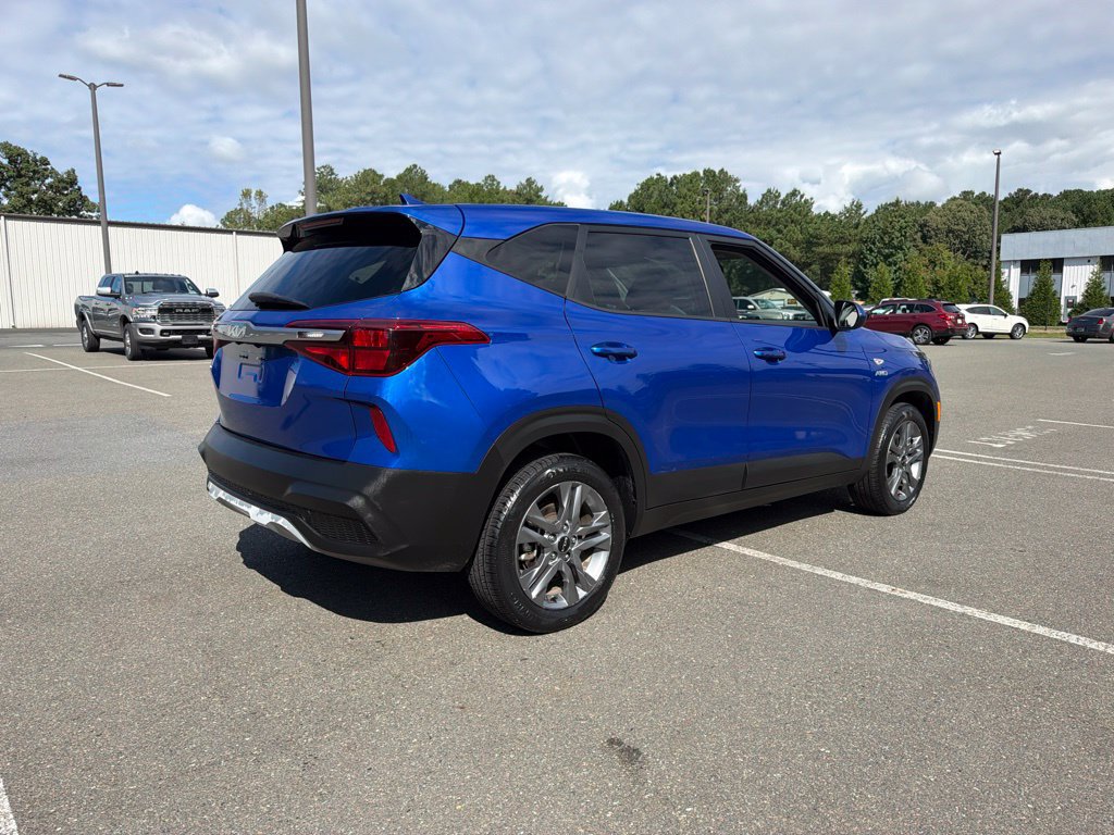 Certified 2023 Kia Seltos LX AWD/4WD image 5