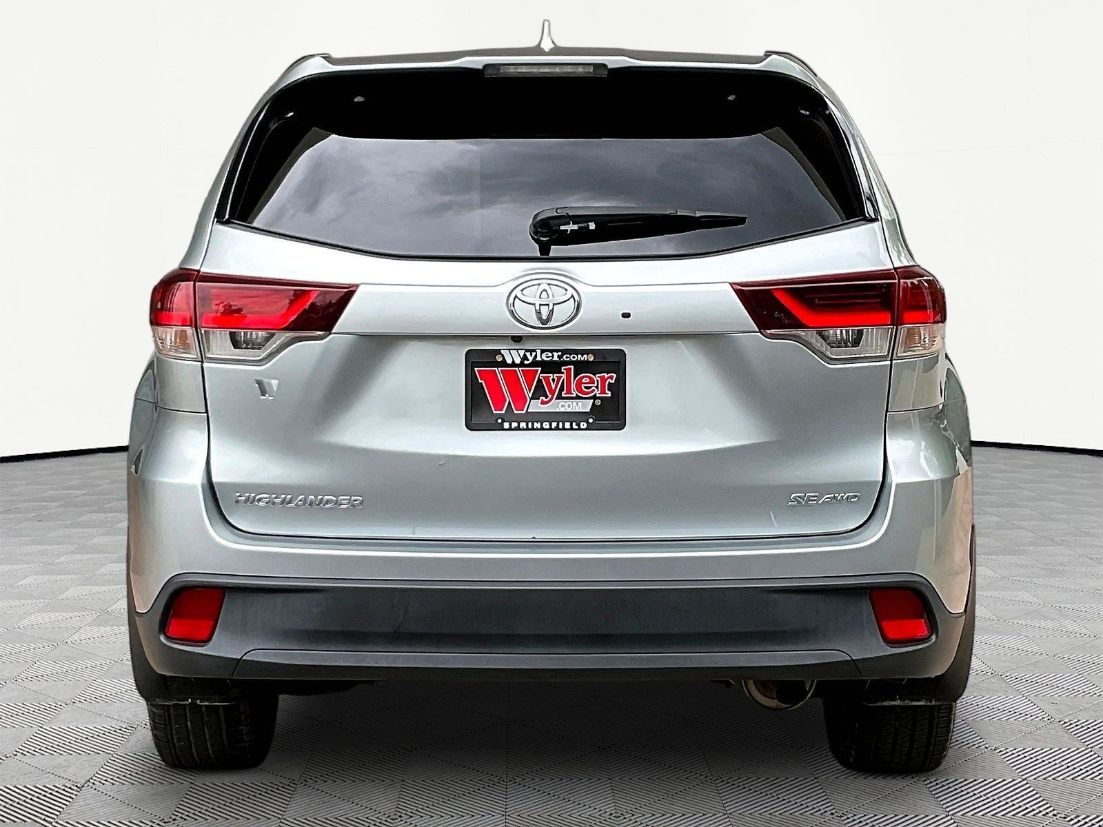 Used 2019 Toyota Highlander SE AWD/4WD image 5