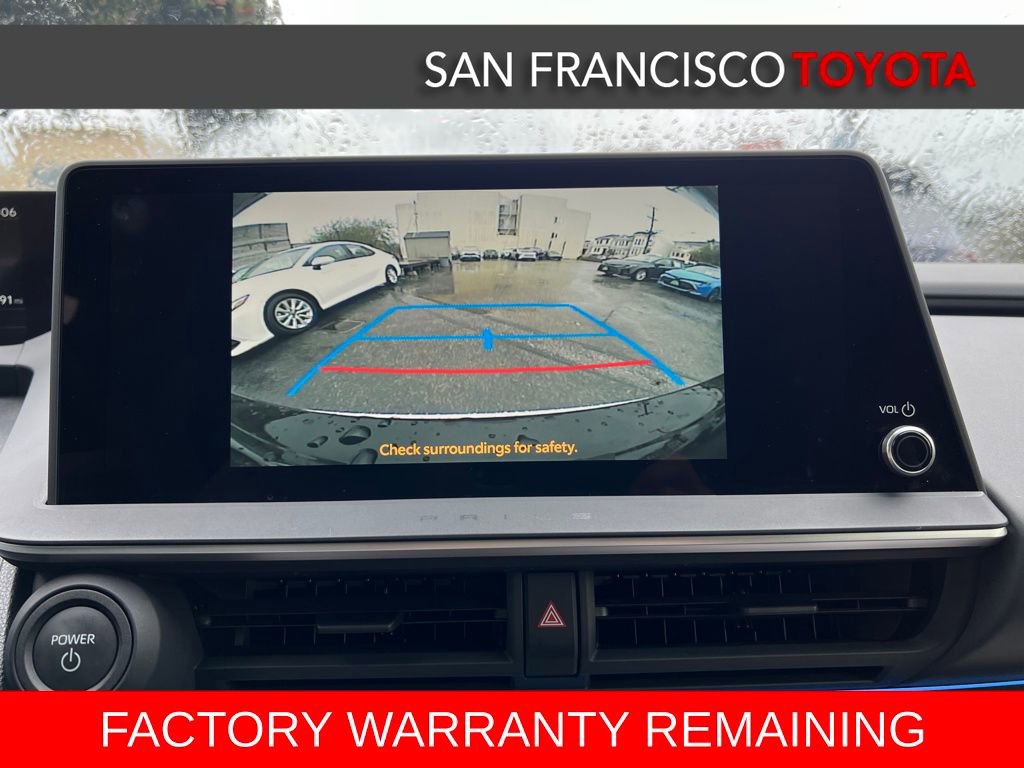 Used 2023 Toyota Prius XLE image 31