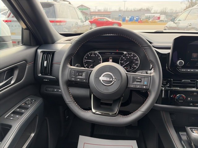 New 2025 Nissan Pathfinder Rock Creek image 15