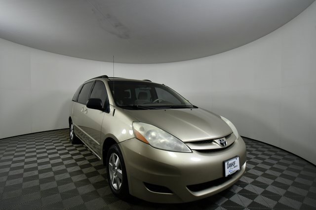 Used 2008 Toyota Sienna image 9