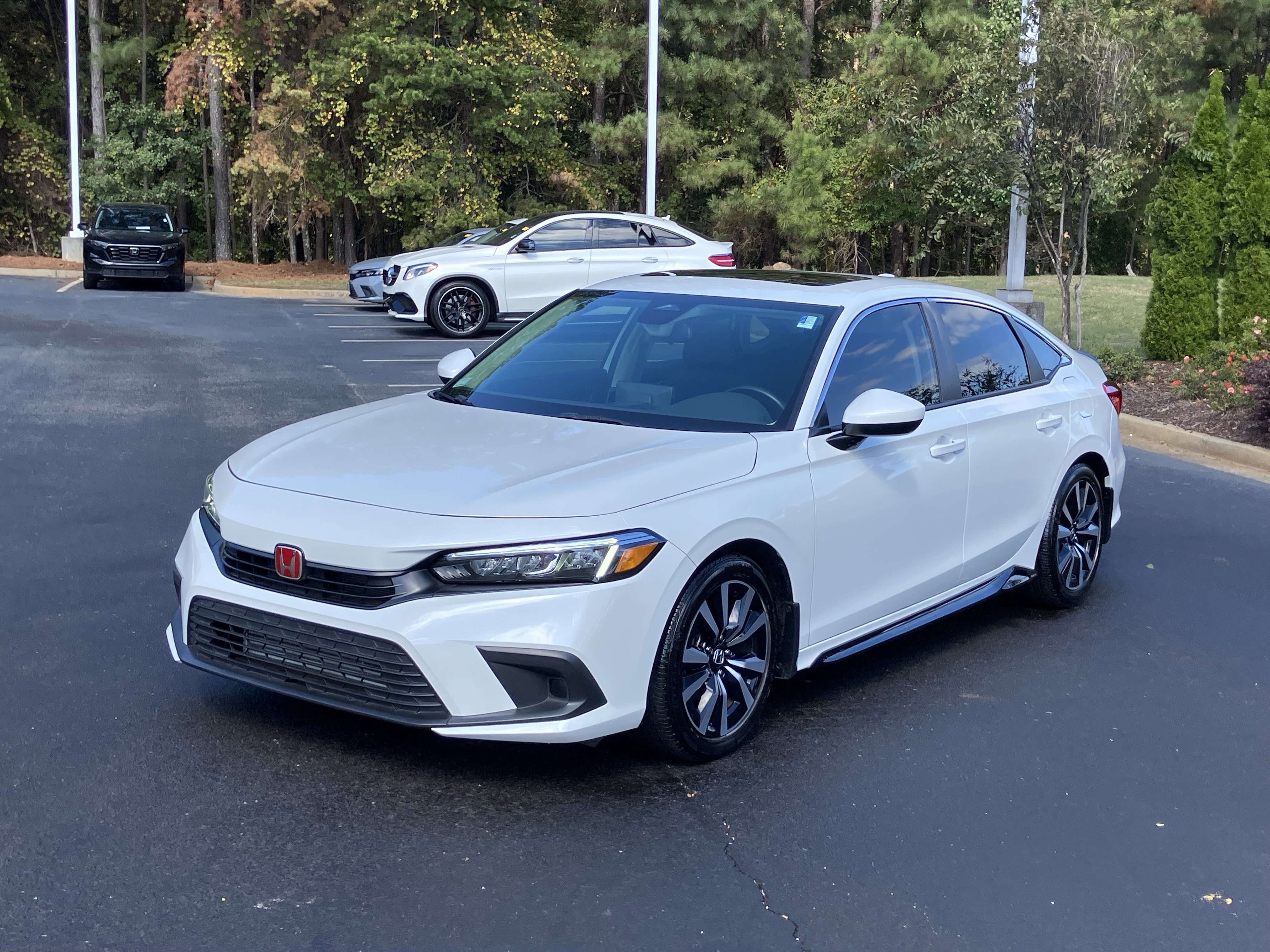 Used 2023 Honda Civic EX image 6