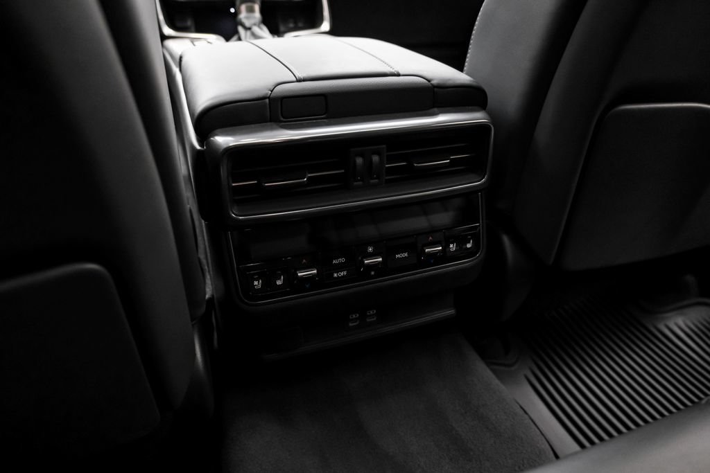 Used 2024 Lexus LX 600 F Sport AWD/4WD image 40