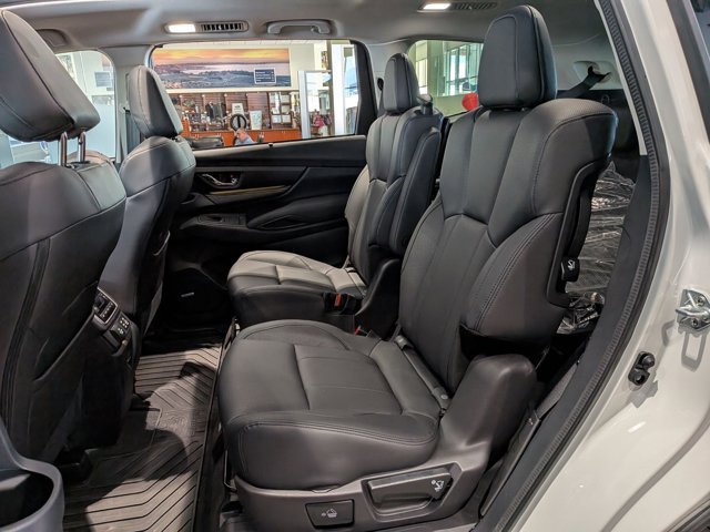 Certified 2025 Subaru Ascent Bronze Edition AWD/4WD image 16