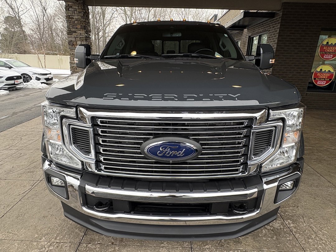 Used 2021 Ford F450 Lariat w/ Lariat Value Package image 3