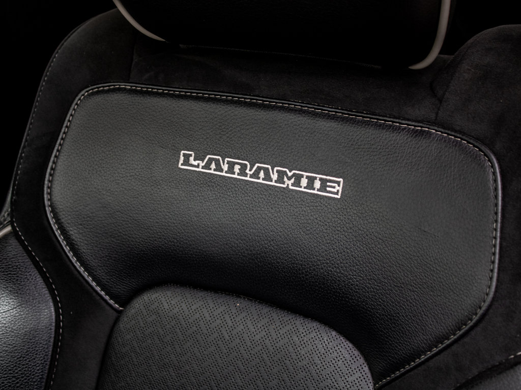 Used 2019 RAM 1500 Laramie AWD/4WD image 26