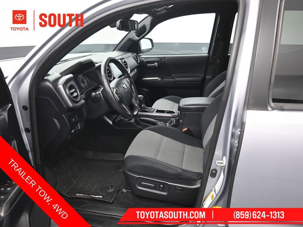 Used 2020 Toyota Tacoma TRD Off-Road image 9