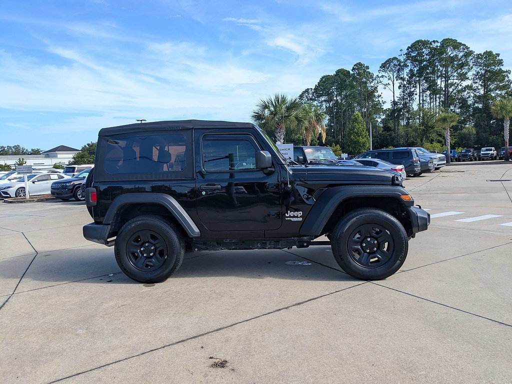 Certified 2020 Jeep Wrangler Sport AWD/4WD image 2