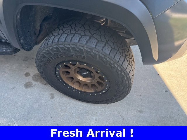 Used 2020 Toyota Tacoma TRD Off-Road w/ Technology Package image 7