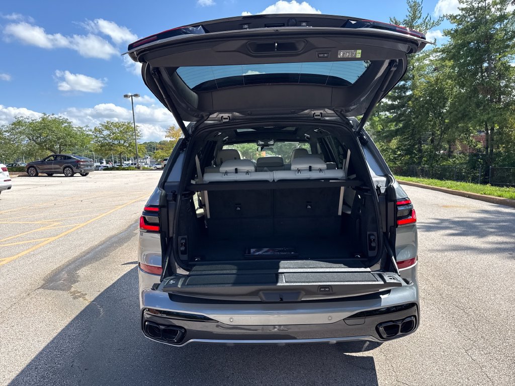 New 2027 BMW X7 M60i AWD/4WD image 25