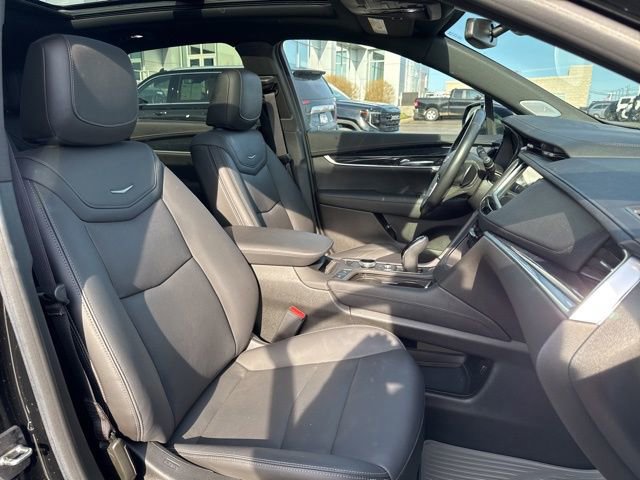 Certified 2023 Cadillac XT5 Premium Luxury AWD/4WD image 29