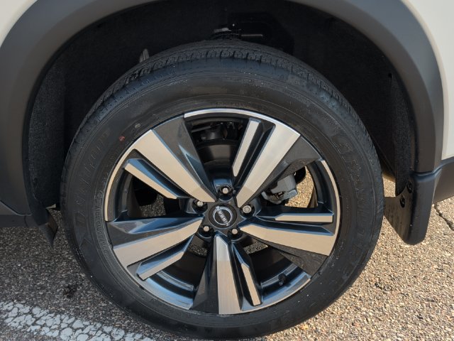 Certified 2023 Nissan Rogue SL AWD/4WD image 27