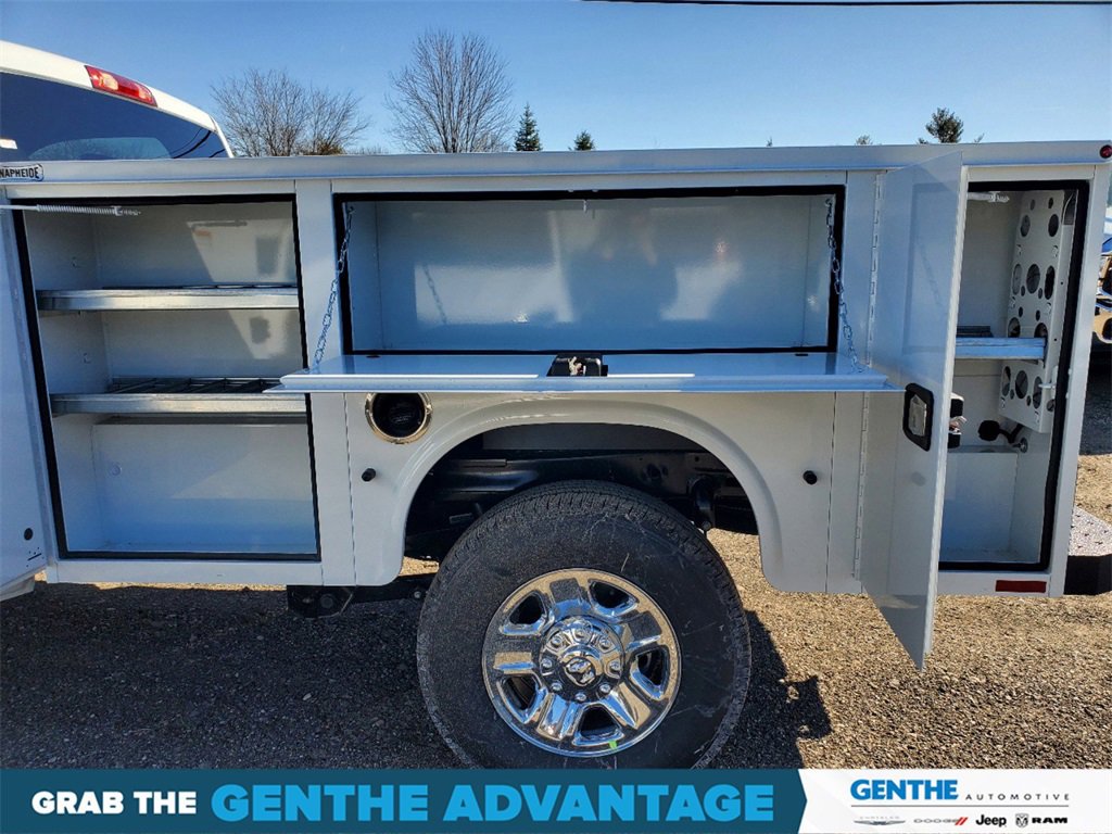 New 2024 RAM 2500 Tradesman w/ Chrome Appearance Group image 18