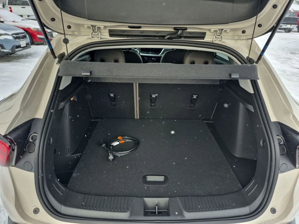 New 2026 Chevrolet Trax ACTIV w/ Driver Confidence Package image 23