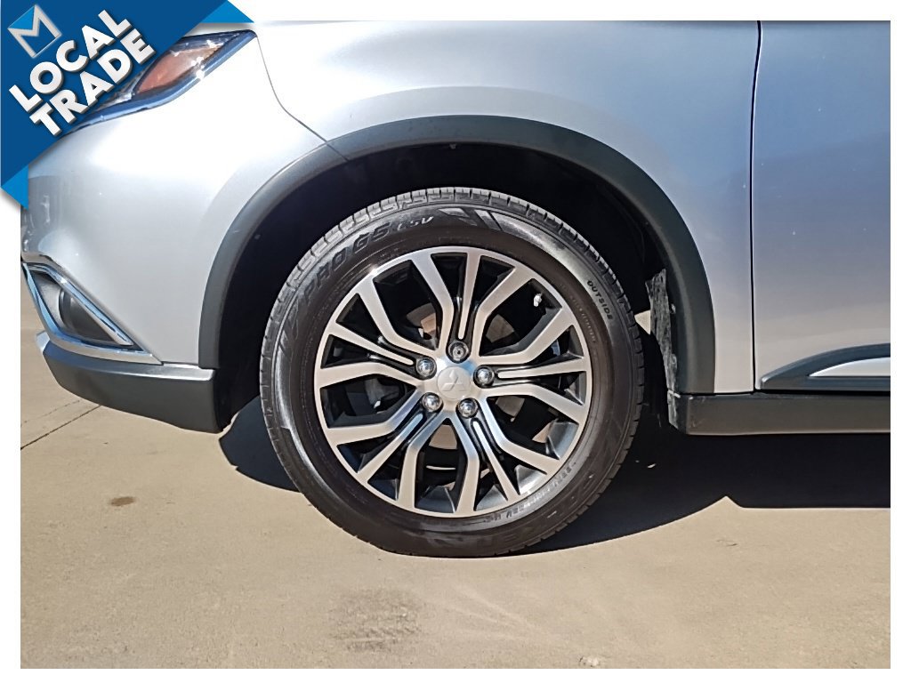 Used 2016 Mitsubishi Outlander SEL AWD/4WD image 10