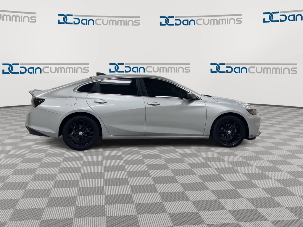 Used 2017 Chevrolet Malibu LS FWD image 9