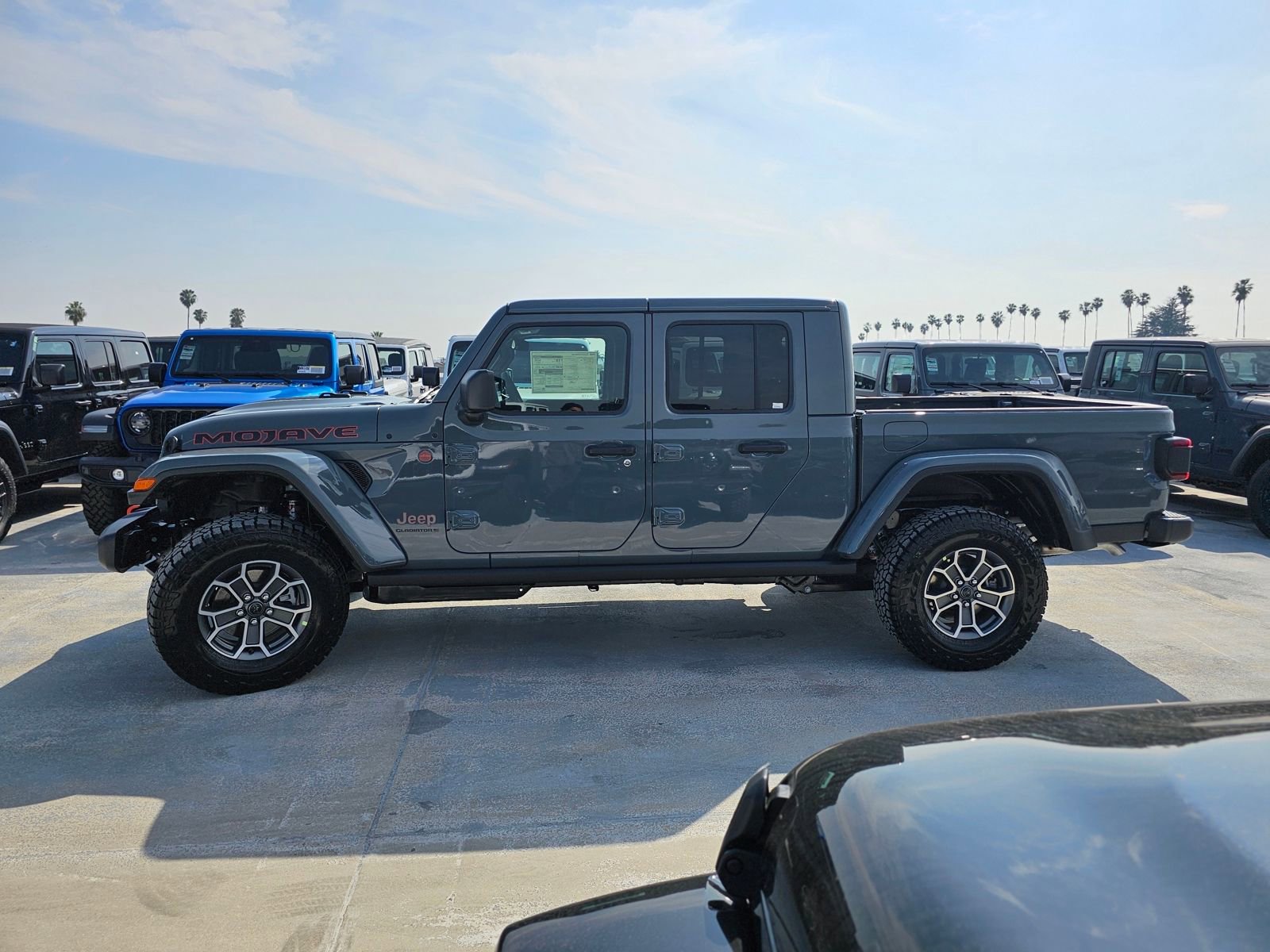 New 2026 Jeep Gladiator Mojave image 4