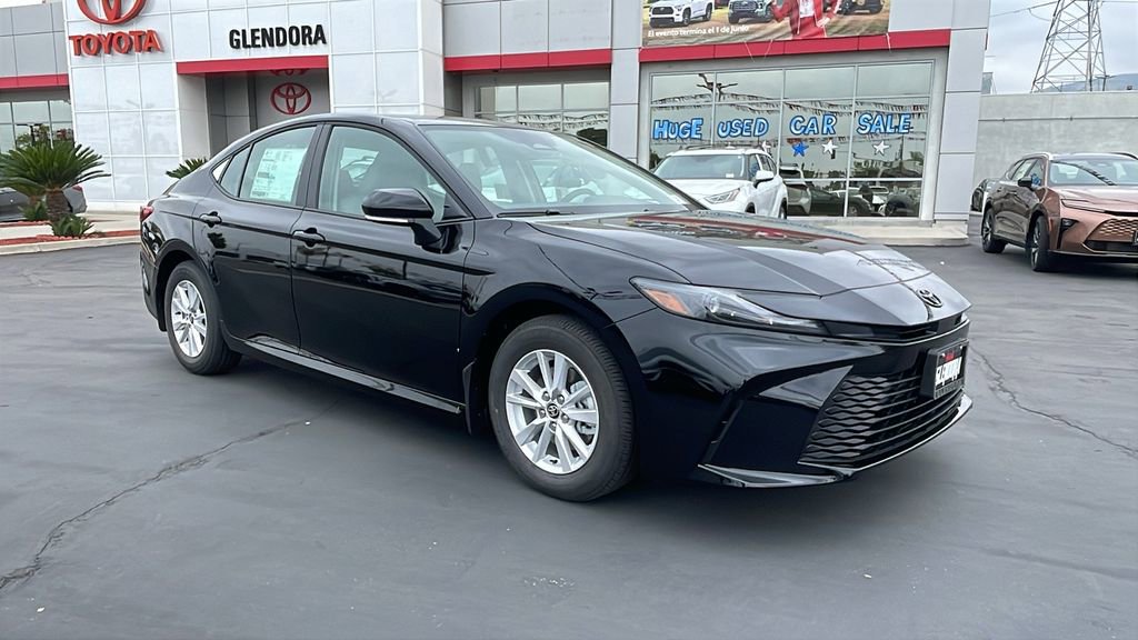 New 2026 Toyota Camry LE FWD image 32