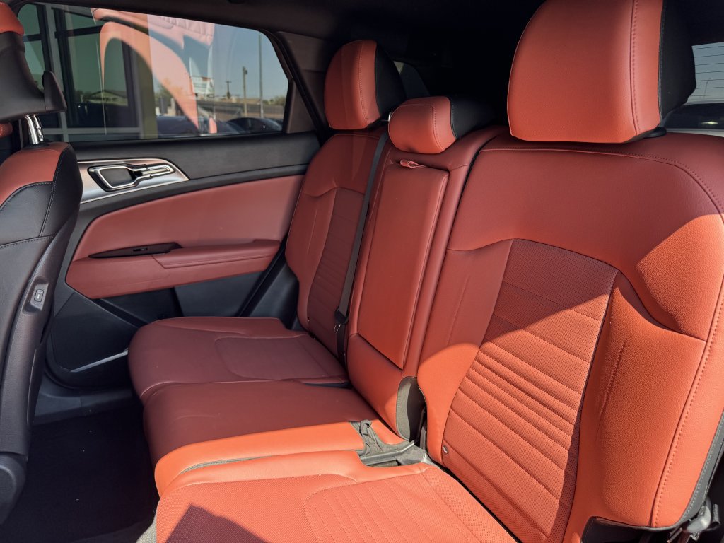 Used 2023 Kia Sportage SX image 38