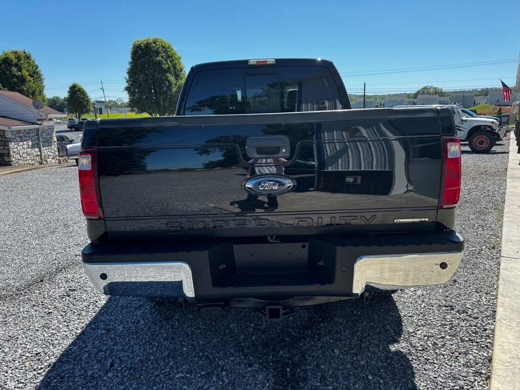 Used 2016 Ford F250 Lariat w/ Chrome Package image 6
