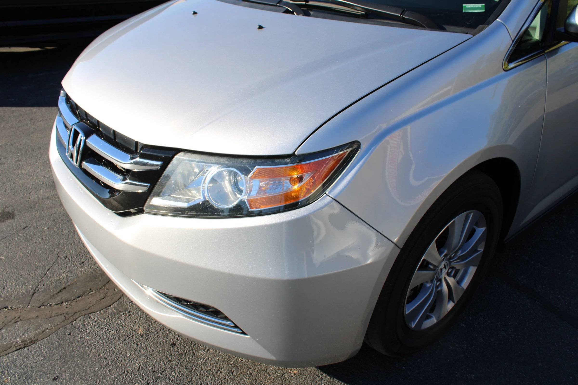 Used 2015 Honda Odyssey EX-L image 3