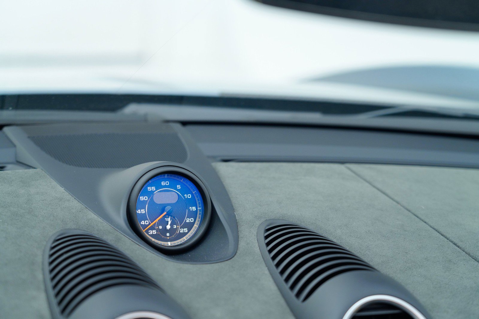 Certified 2025 Porsche 718 Boxster Spyder RS image 28