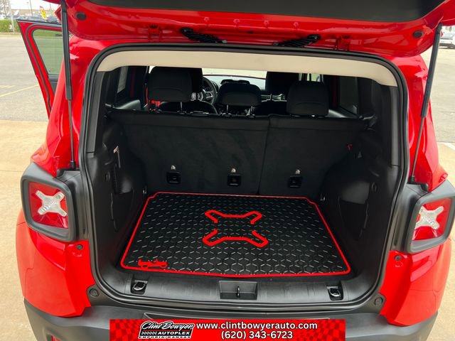 Used 2023 Jeep Renegade Latitude image 21