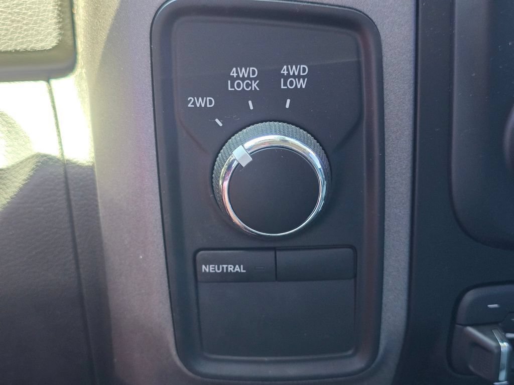 Used 2015 RAM 1500 Tradesman w/ Power & Remote Entry Group AWD/4WD image 30