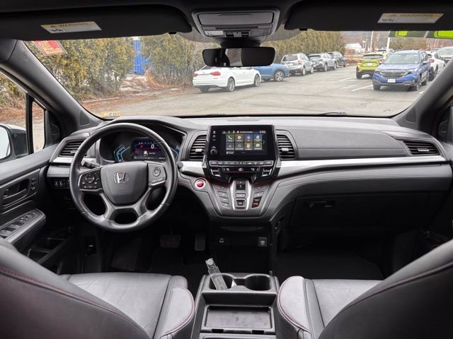 Used 2024 Honda Odyssey Sport image 16