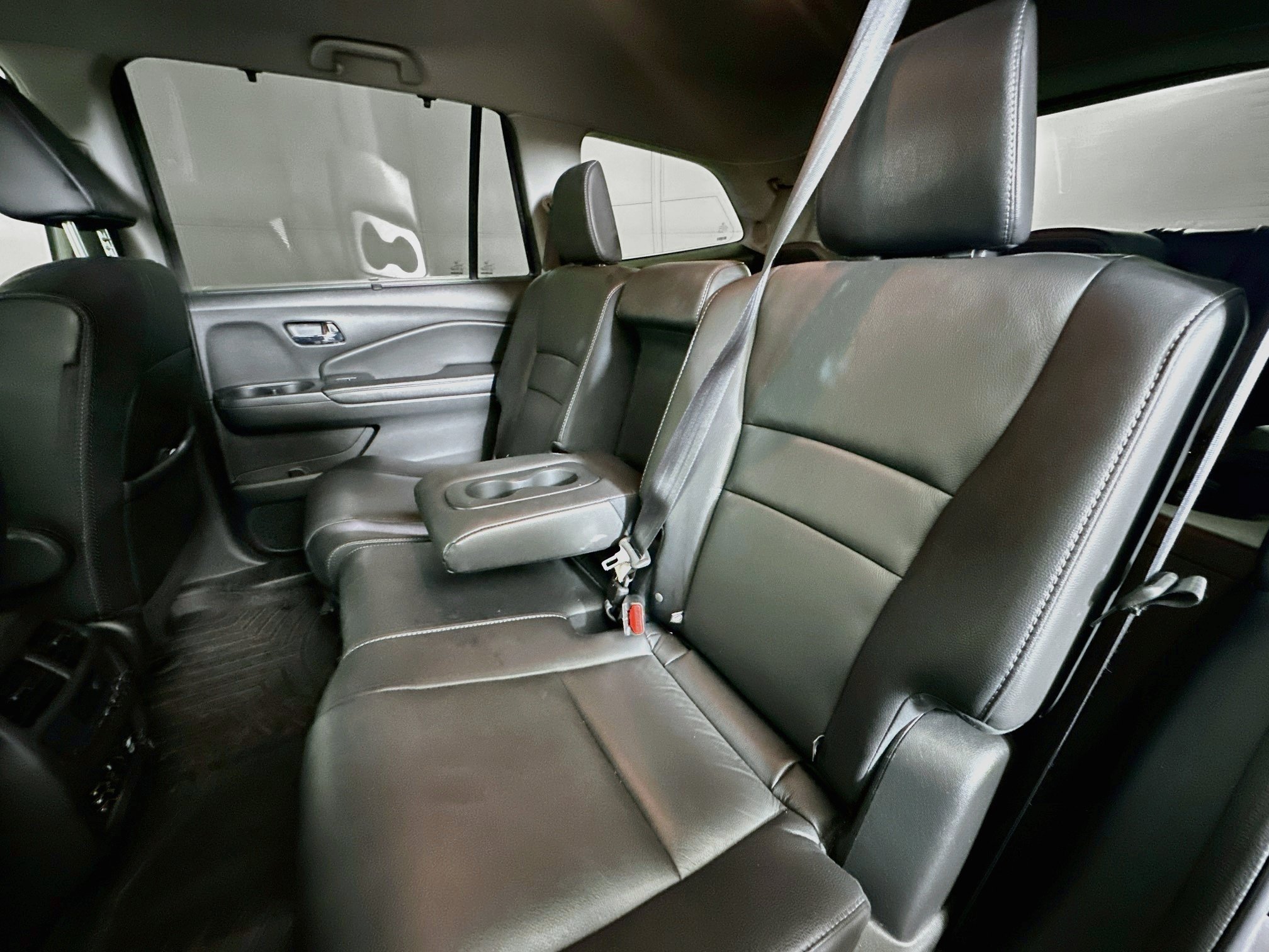 Used 2017 Honda Pilot Touring image 28