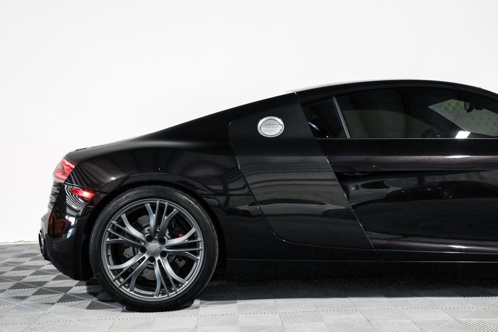 Used 2014 Audi R8 V8 image 2