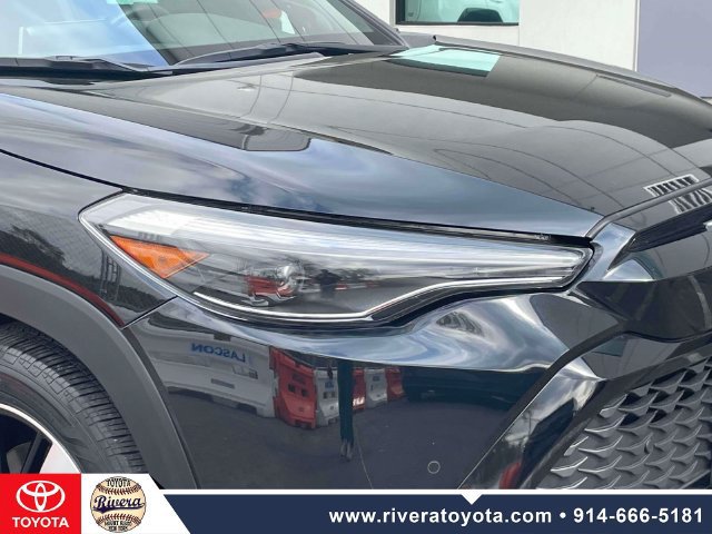 Used 2024 Toyota Corolla Cross AWD Hybrid w/ Convenience Package image 10