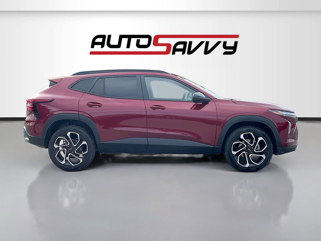 Used 2024 Chevrolet Trax RS w/ Driver Confidence Package image 8