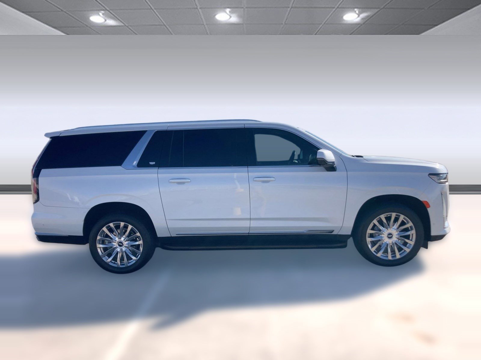 Used 2023 Cadillac Escalade ESV Premium Luxury w/ Performance Package image 7