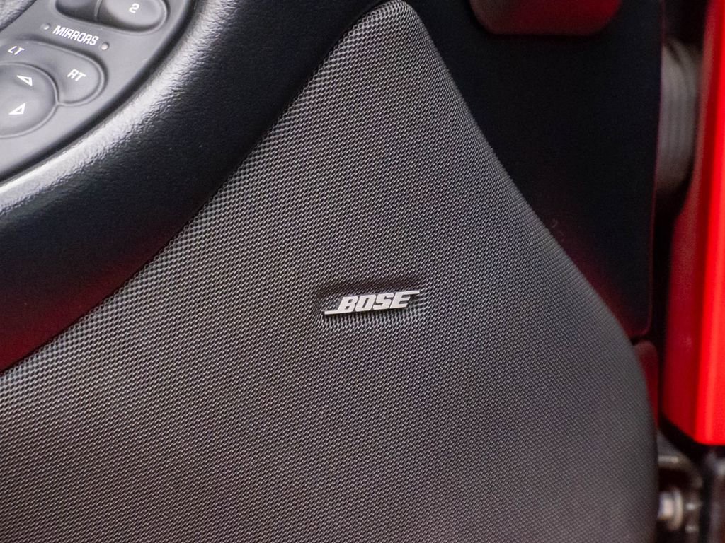 Used 2001 Chevrolet Corvette Coupe w/ Preferred Equipment Group1 image 16