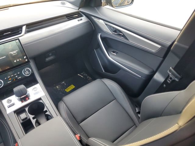 New 2026 Jaguar F-PACE R-Dynamic S image 18