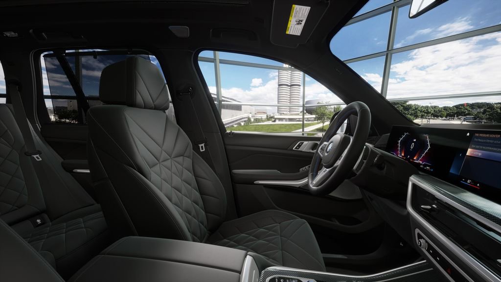 Used 2026 BMW X5 M60i image 36