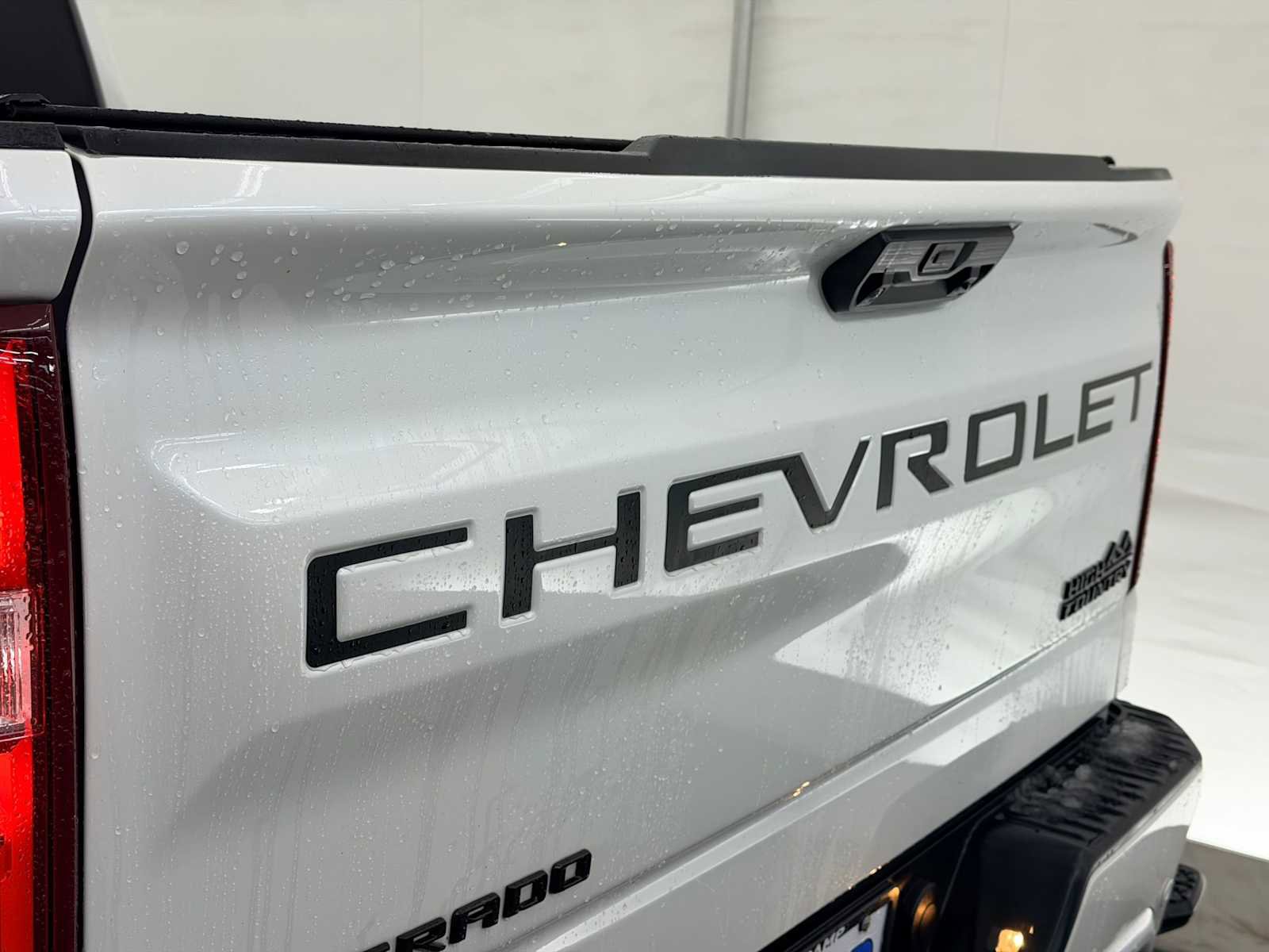 Used 2024 Chevrolet Silverado 1500 High Country AWD/4WD image 11
