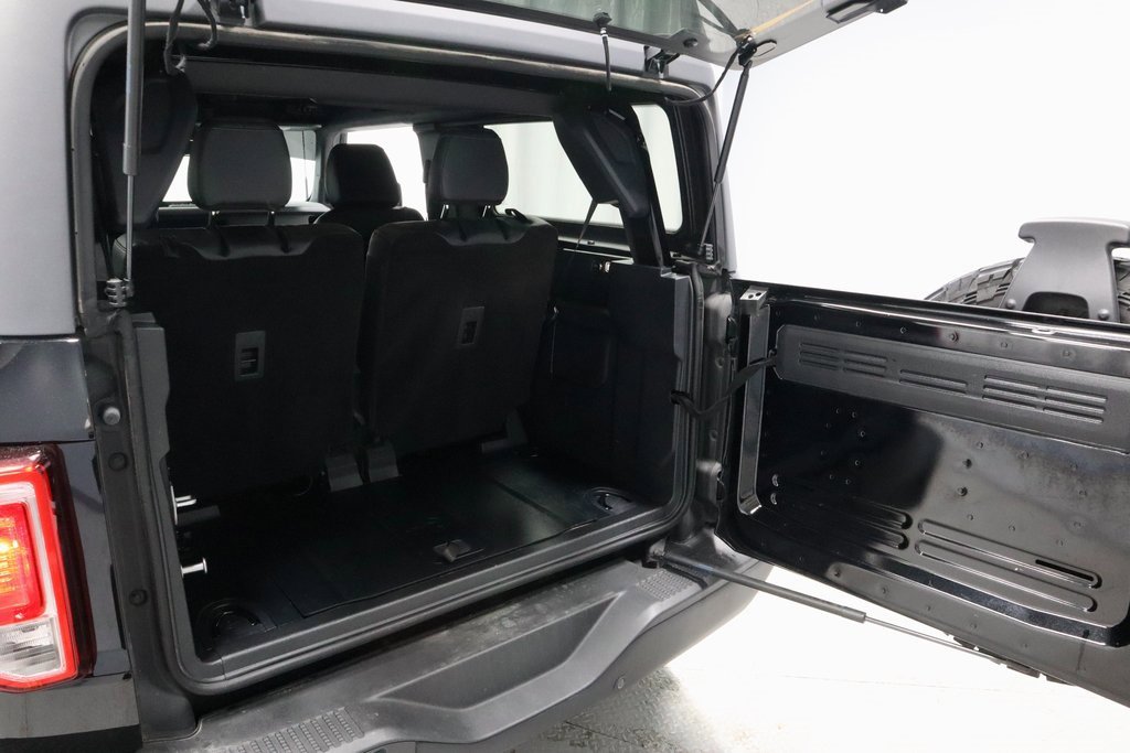 Used 2024 Ford Bronco Black Diamond image 17
