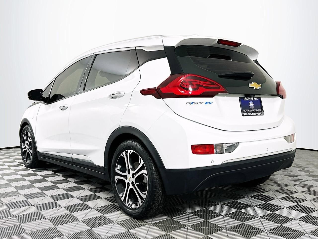 Used 2017 Chevrolet Bolt Premier image 20