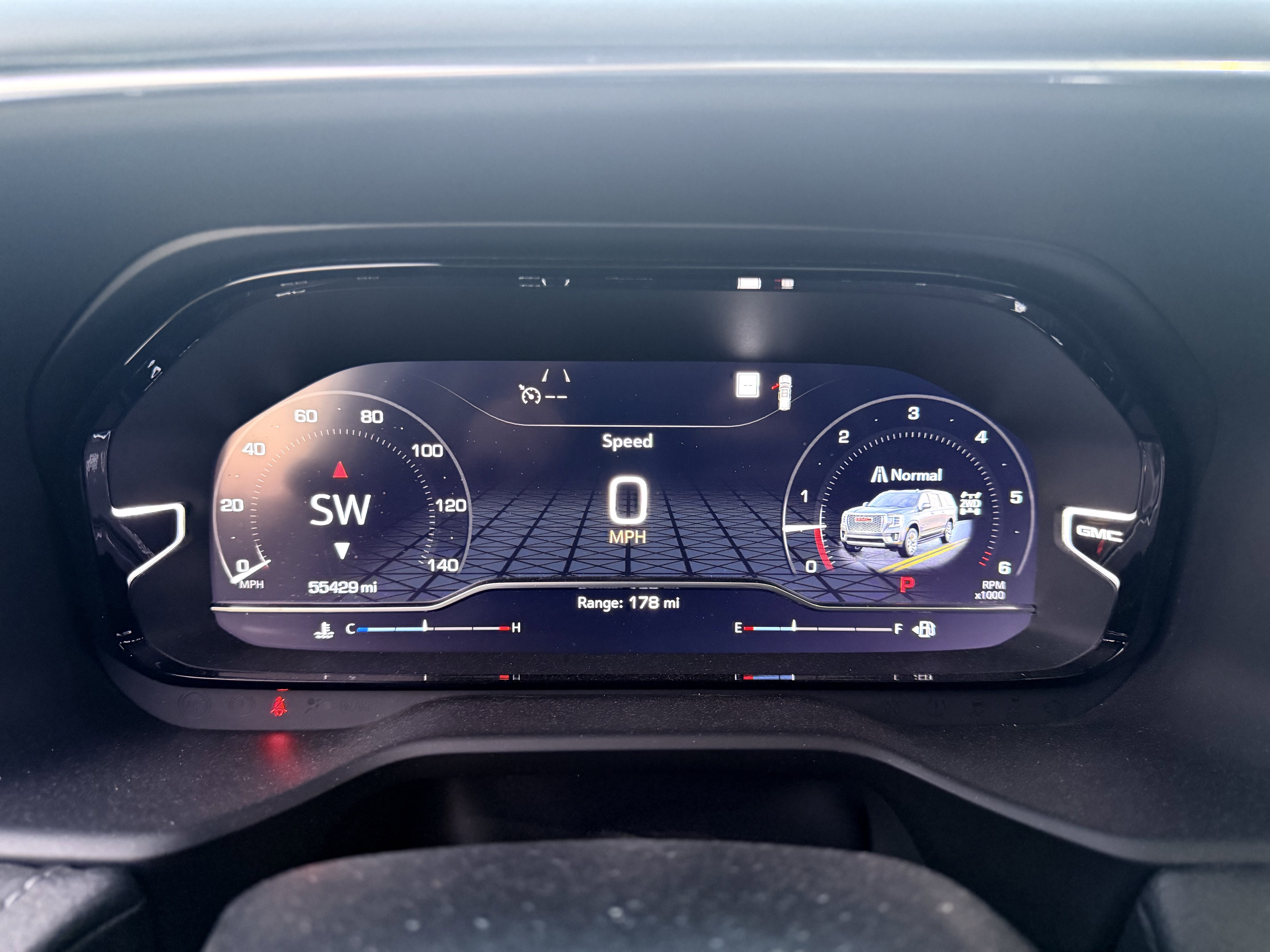 Certified 2022 GMC Yukon XL Denali image 22