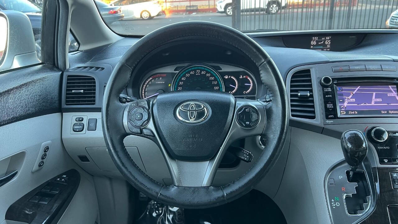 Used 2013 Toyota Venza XLE FWD image 11