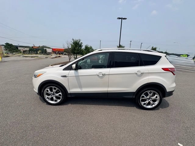 Used 2016 Ford Escape Titanium w/ Equipment Group 301A FWD image 3