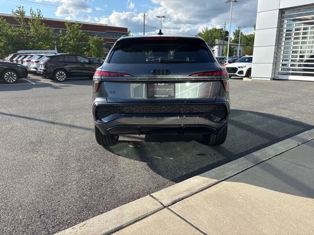New 2026 Audi Q3 quattro 2.0T AWD/4WD image 4