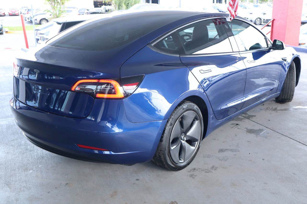 Used 2018 Tesla Model 3 Mid Range RWD image 5