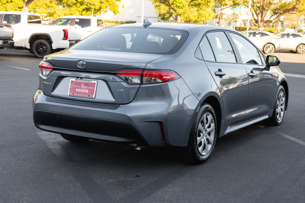Used 2026 Toyota Corolla LE FWD image 5